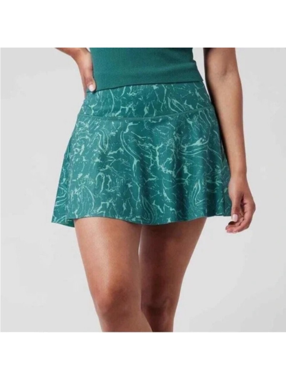 Athleta Ace Printed Tennis Skirt Skort 15.5” Teal Ripple Marble Borealis EUC S